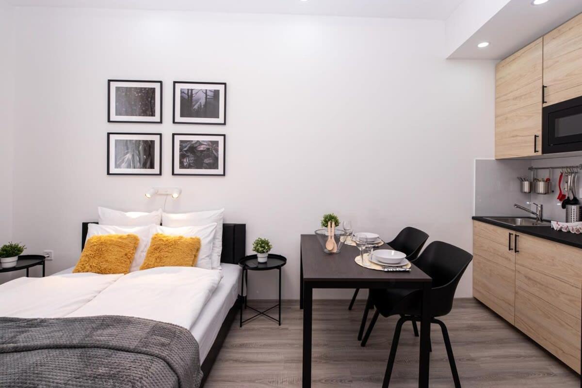 Charming Studio At Downtown Budapest Exterior photo